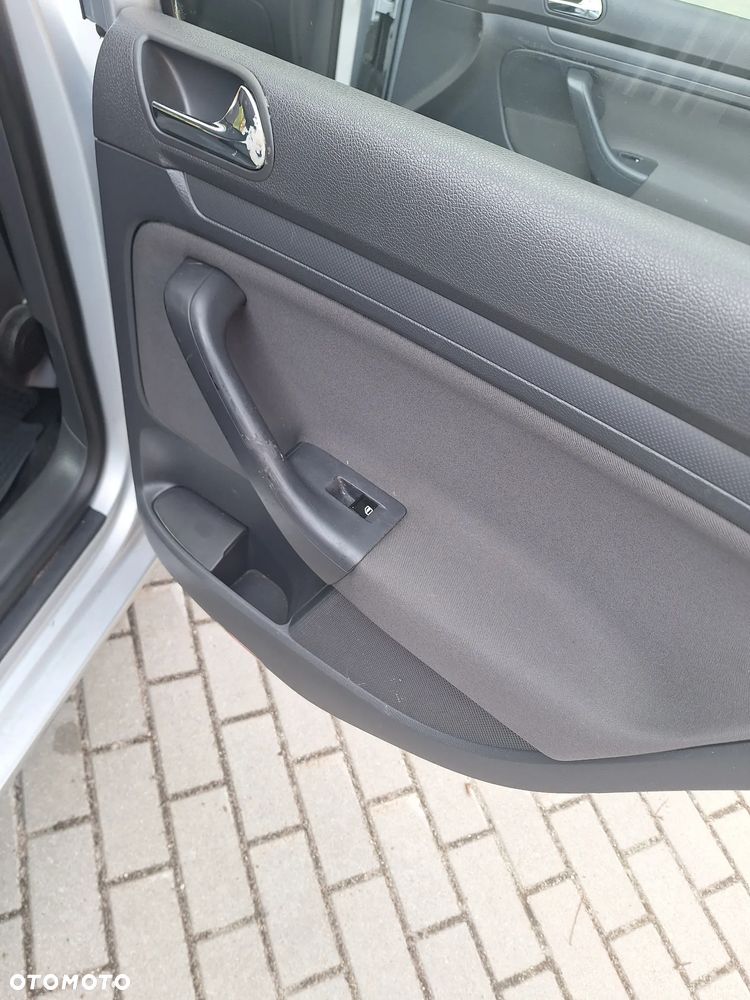 Volkswagen Golf 1.4 Basis - 24