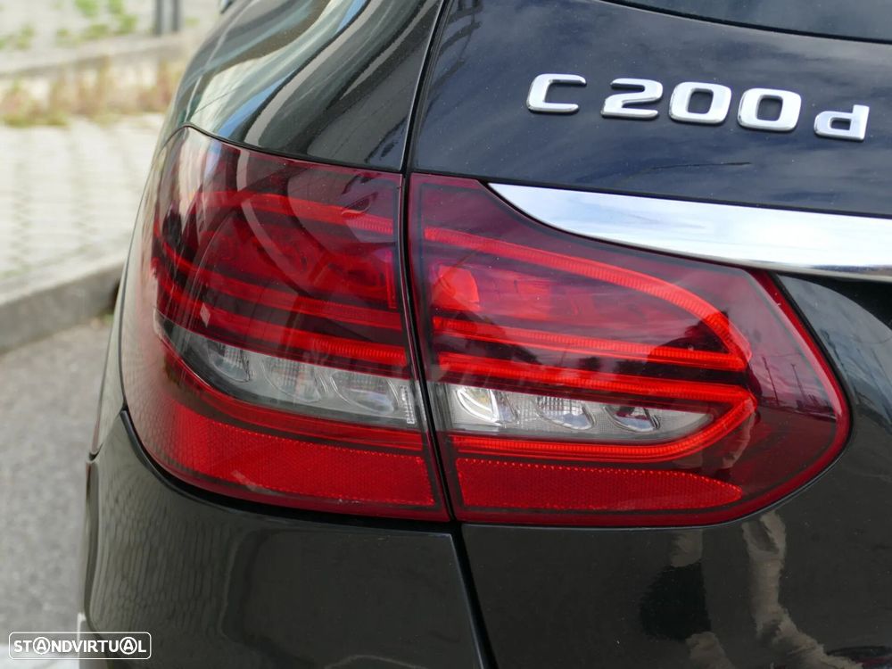 Mercedes-Benz C 200 - 12