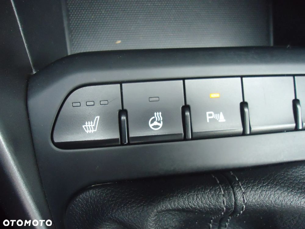 Kia Stonic 1.0 T-GDI GT Line - 16