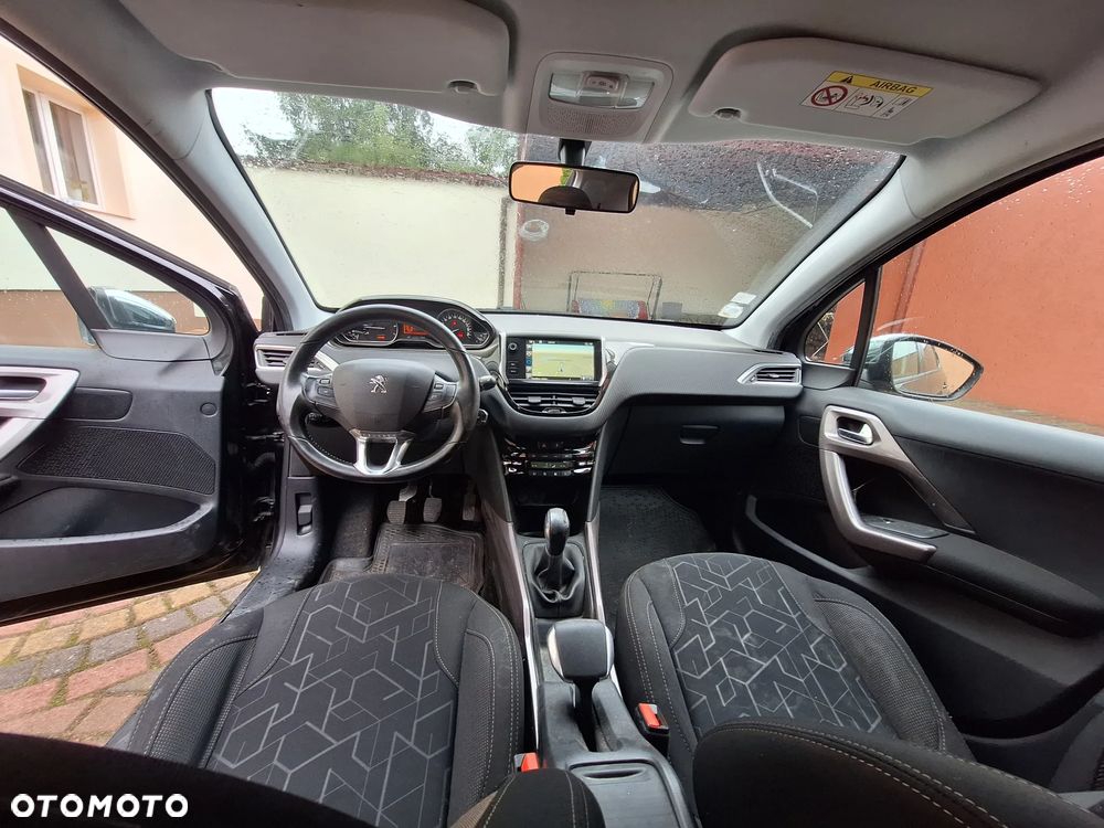 Peugeot 2008 PureTech 82 Style - 14