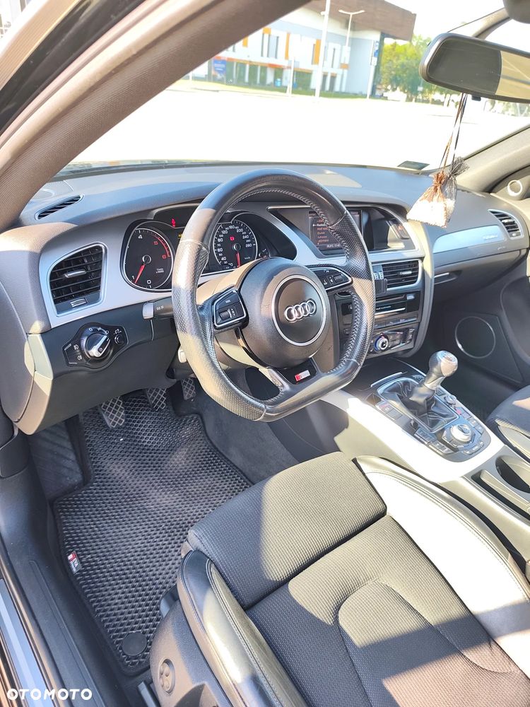 Audi A4 Avant 2.0 TDI Quattro - 10