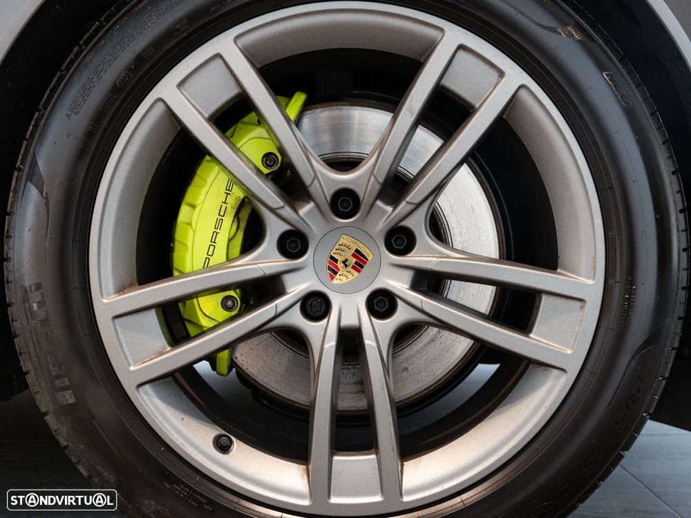 Porsche Cayenne Coupé E-Hybrid - 14