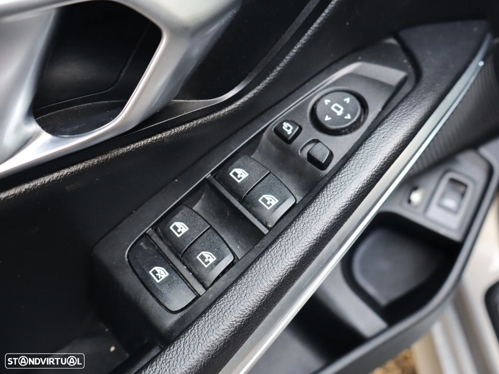 BMW 330 e Aut. M Sport - 46