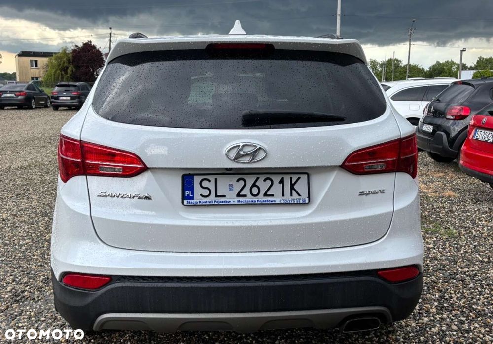 Hyundai Santa Fe - 4