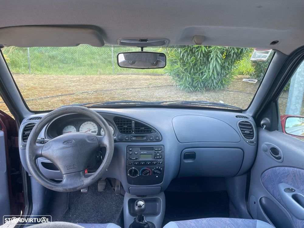 Ford Fiesta 1.25 Techno - 15