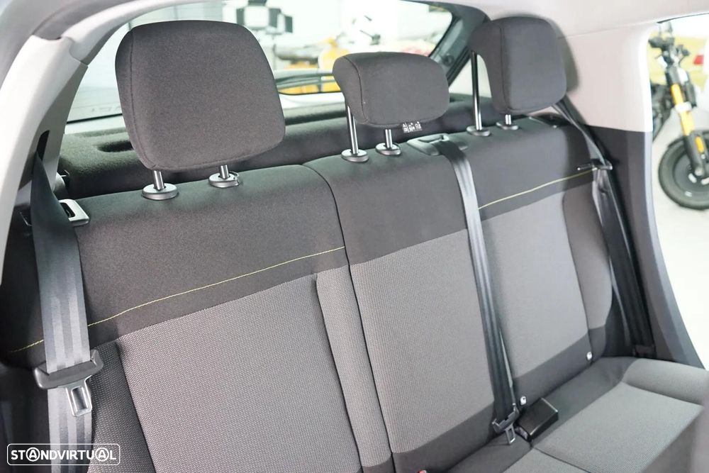 Citroën C3 1.2 PureTech Feel - 33