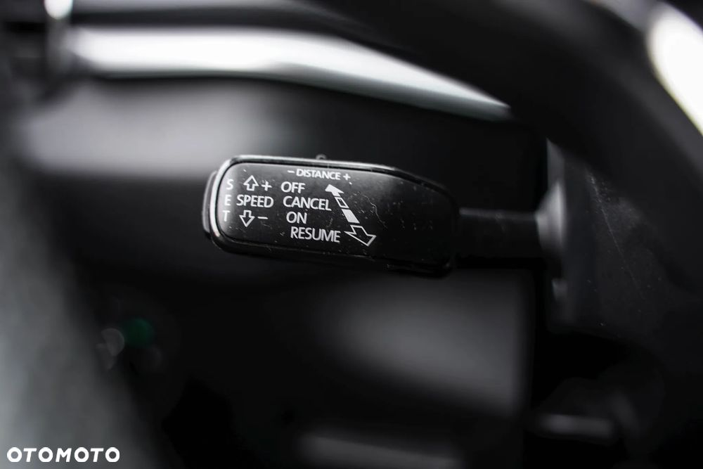 Skoda Karoq 1.5 TSI ACT 4x2 Style DSG - 23