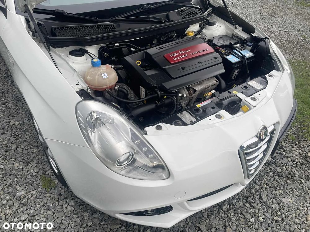 Alfa Romeo Giulietta - 8