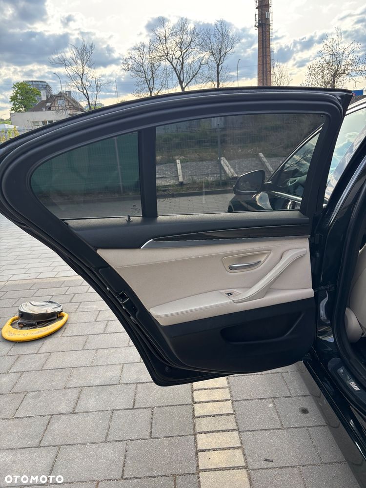 BMW Seria 5 520d xDrive Luxury Line - 22