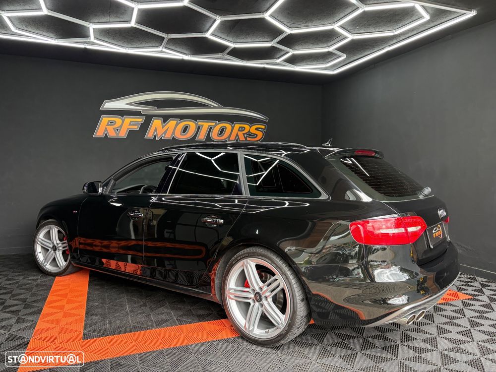 Audi A4 Avant 2.0 TDI Multitronic S-line - 29