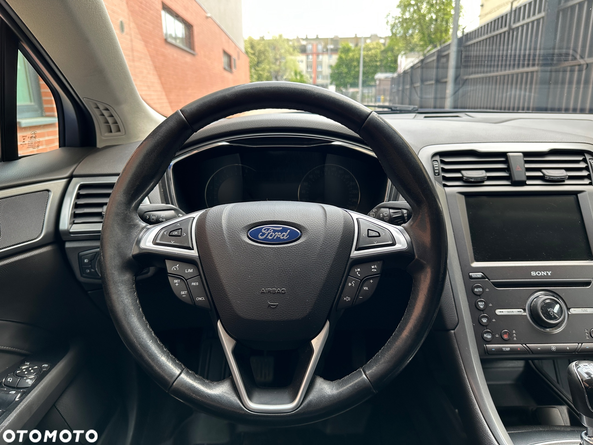 Ford Mondeo - 13
