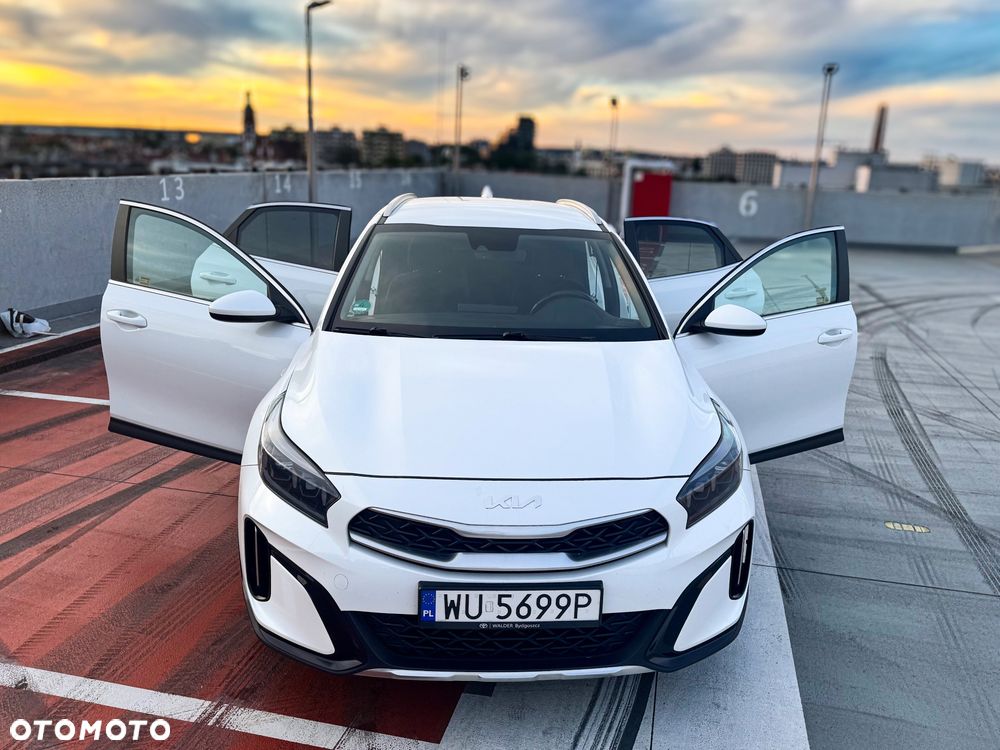 Kia XCeed 1.5 T-GDI M - 13