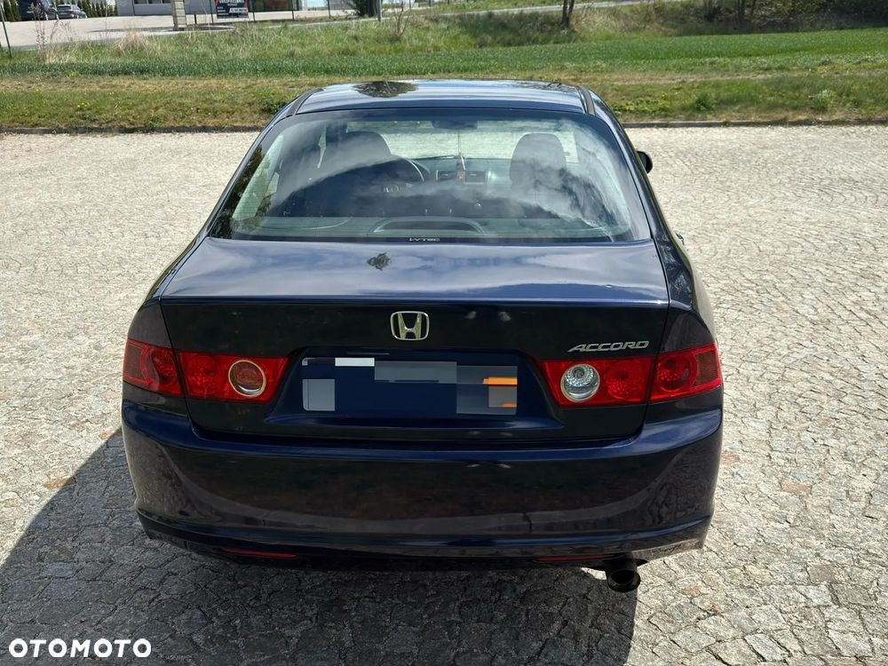 Honda Accord 2.0 Comfort - 2