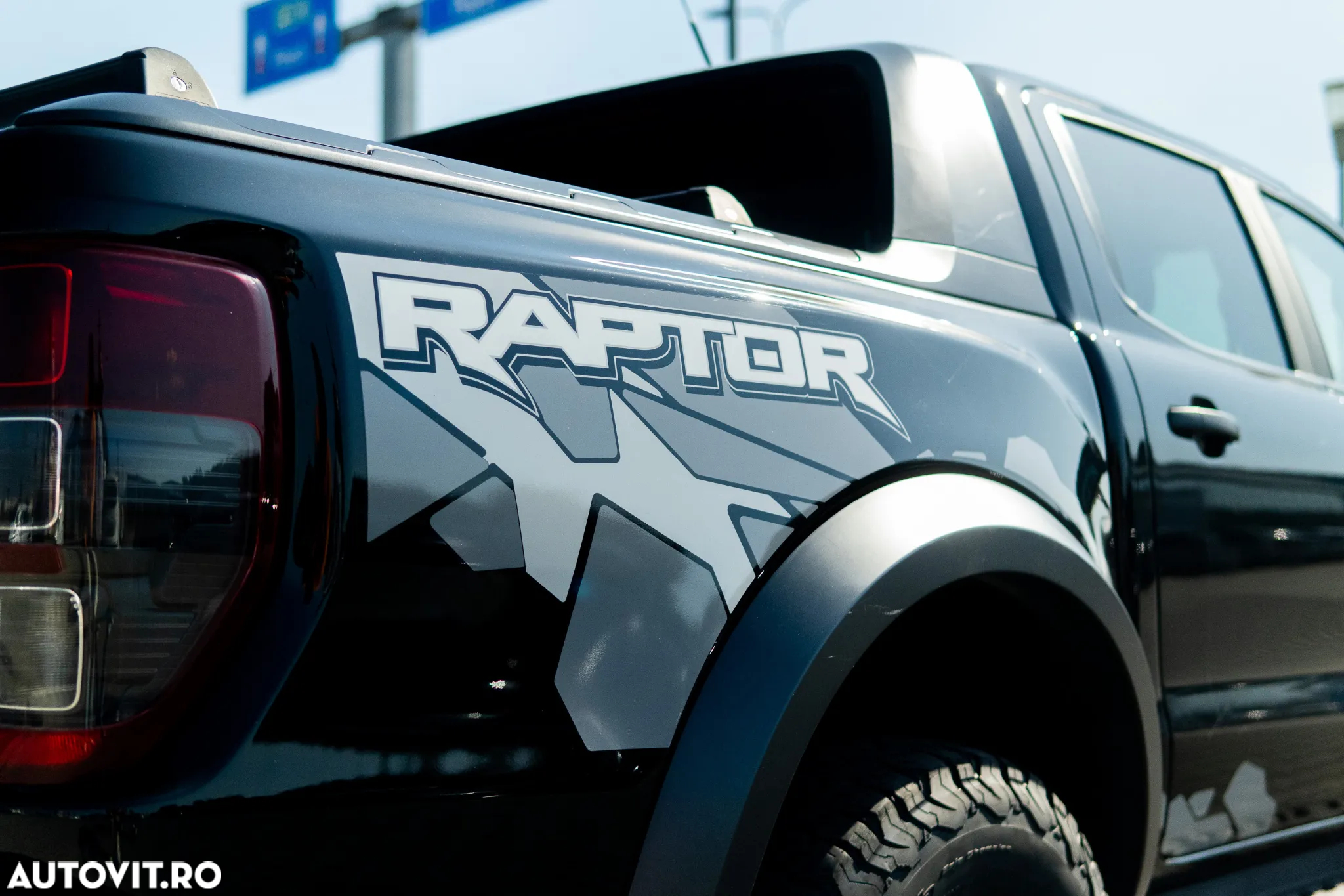 Ford Raptor - 8
