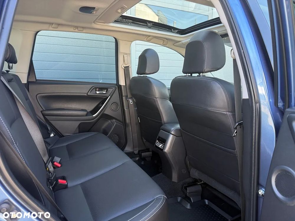 Subaru Forester 2.0 XT Sport Lineartronic - 11