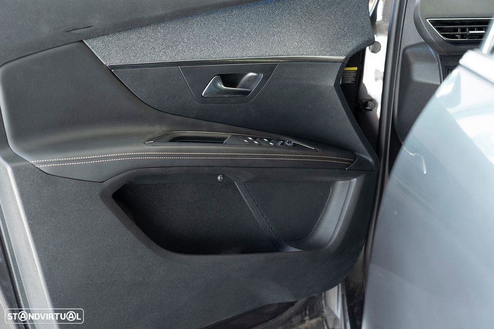 Peugeot 3008 1.5 BlueHDi GT Line EAT8 - 19