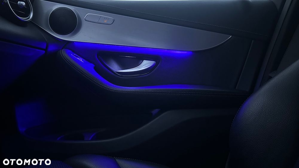 Mercedes-Benz GLC - 37