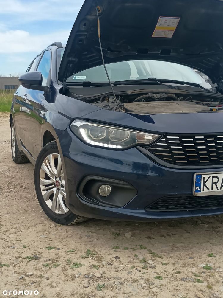Fiat Tipo 1.6 MultiJet 16v Lounge DDCT - 5