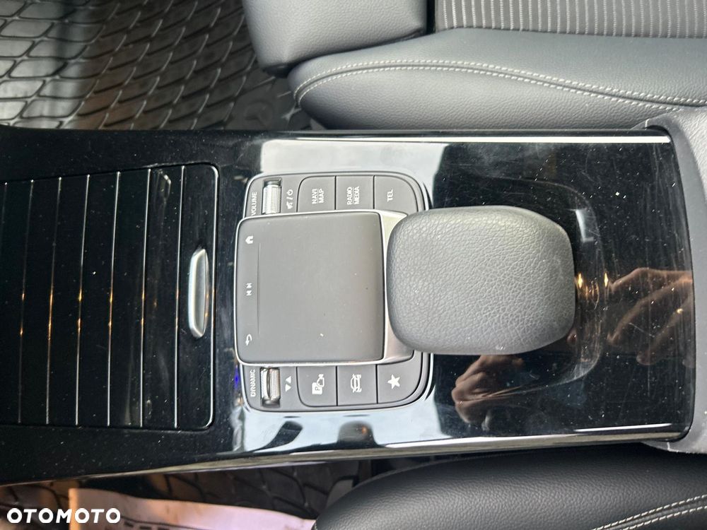 Mercedes-Benz Klasa A 200 7G-DCT Edition 2020 - 39