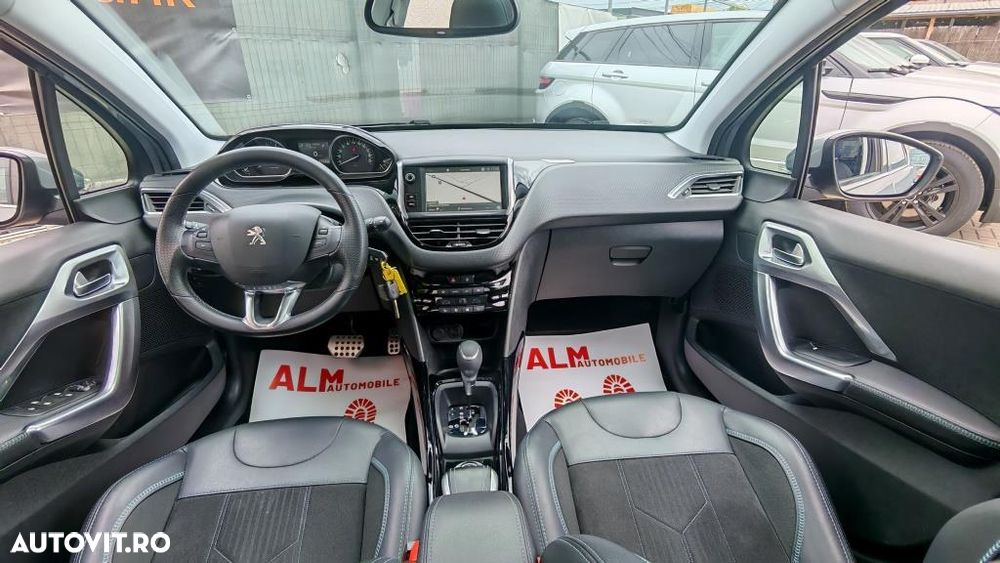 Peugeot 2008 PureTech 110 Stop&Start EAT6 Crossway - 3