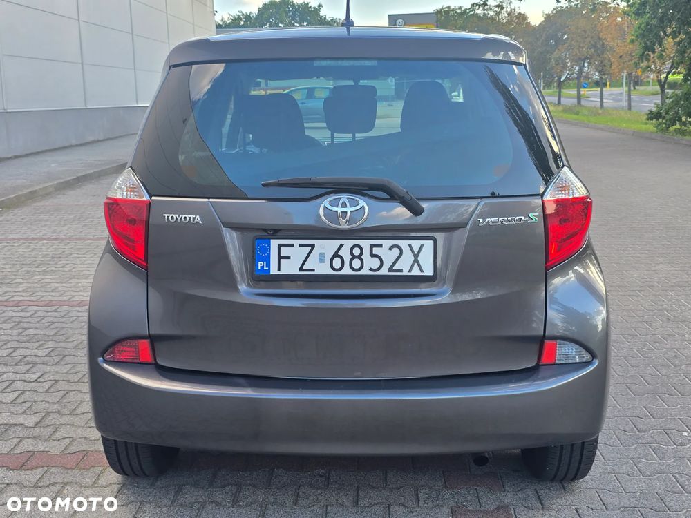 Toyota Verso S 1.33 VVT-i Life - 10