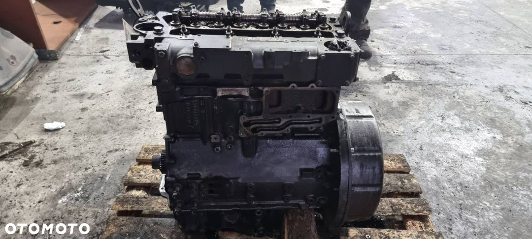 SILNIK SŁUPEK BOBCAT T2556 2166/2200 PERKINS - 2