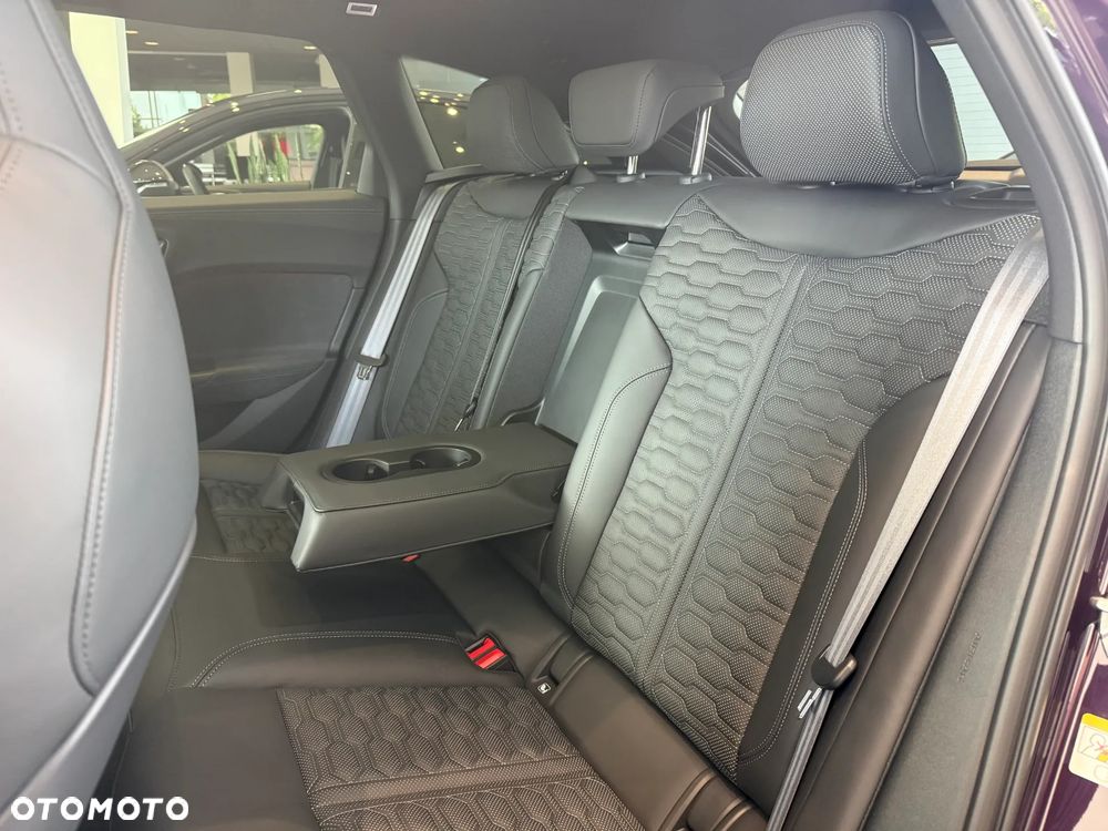 Audi RS5 Avant e-Hybrid 470kW Tiptronic - 32