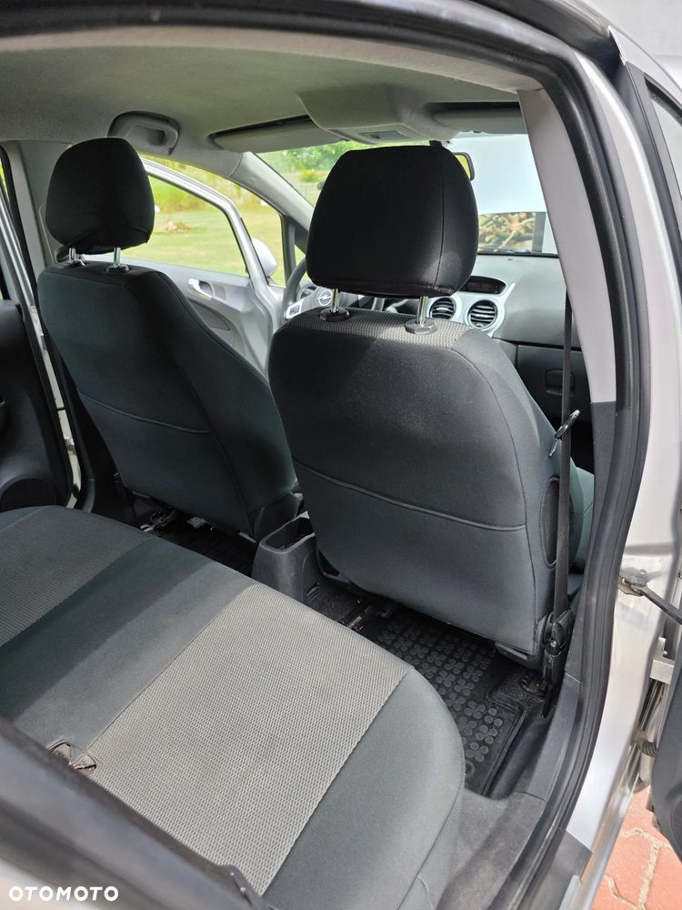 Opel Corsa - 13