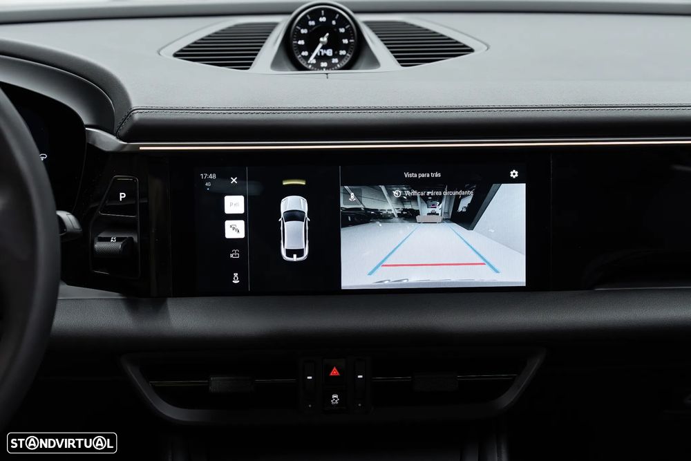 Porsche Macan Electric 4 - 51