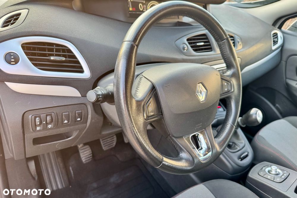 Renault Scenic - 22