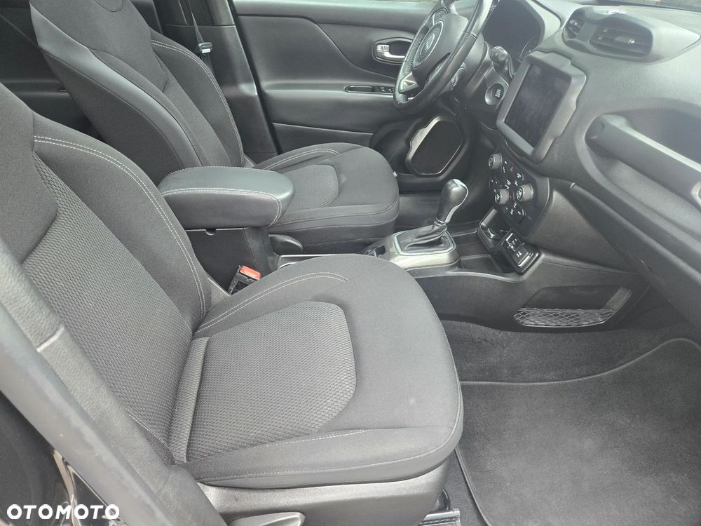 Jeep Renegade - 29