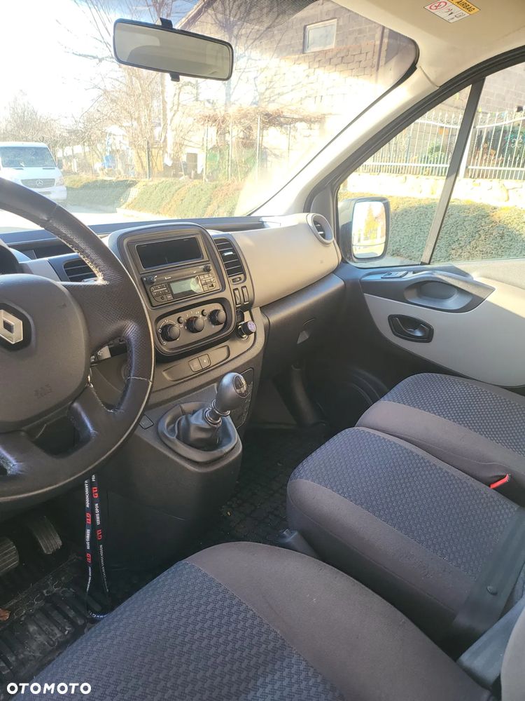 Renault Trafic Grand 1.6 dCi - 6