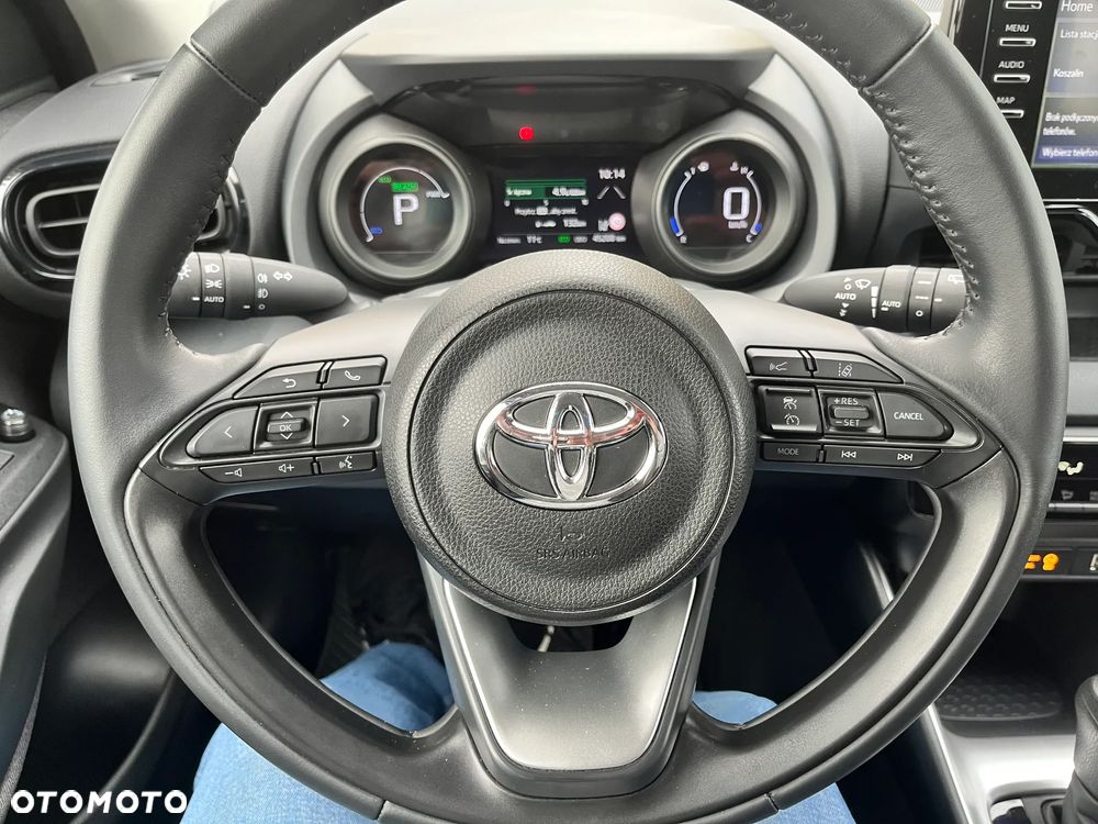 Toyota Yaris 1.5 VVT-iE Team Deutschland - 9