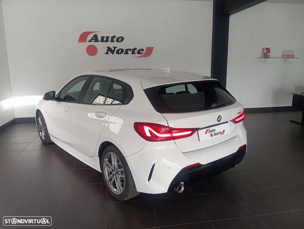 BMW 118 — fotografia 4
