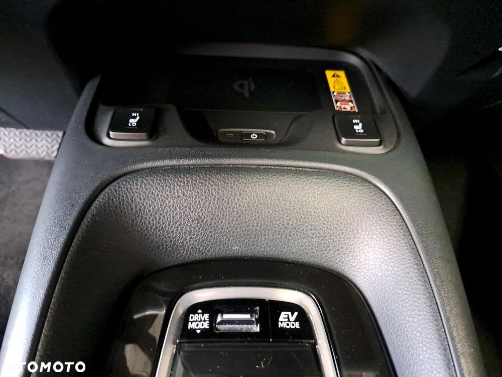 Toyota Corolla 1.8 Hybrid Comfort - 27