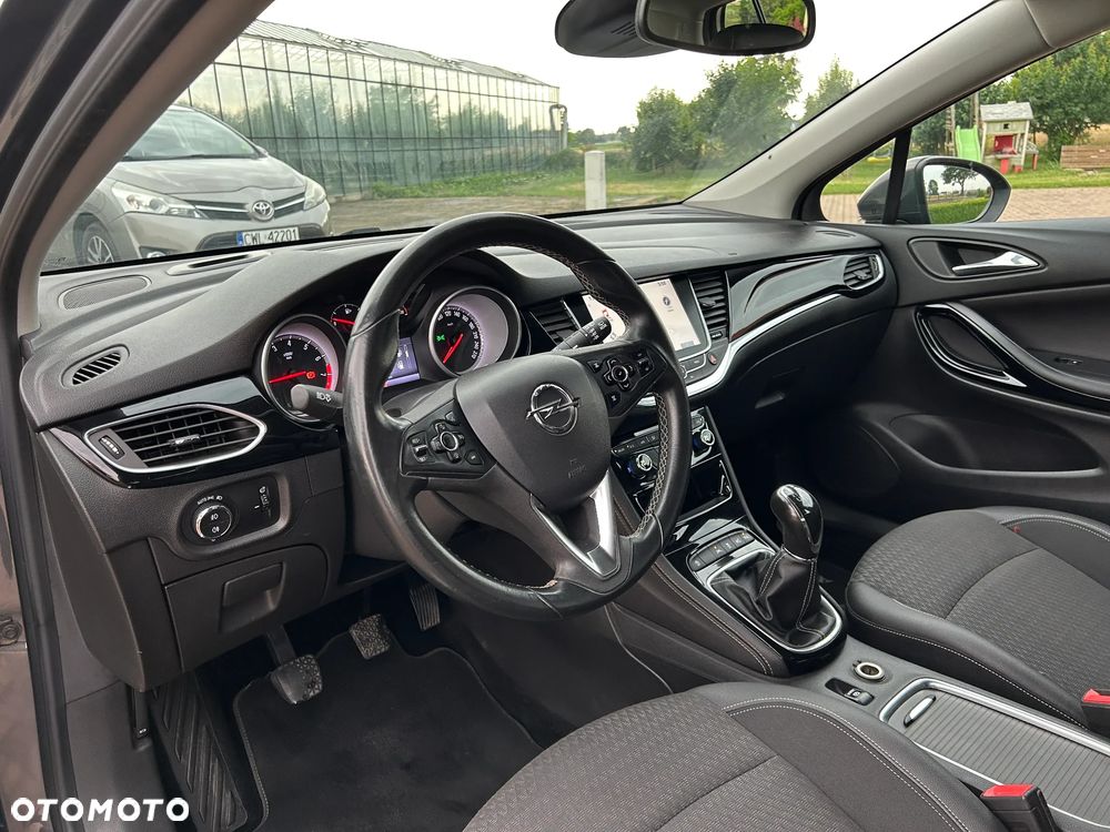 Opel Astra 1.4 Turbo Innovation - 21