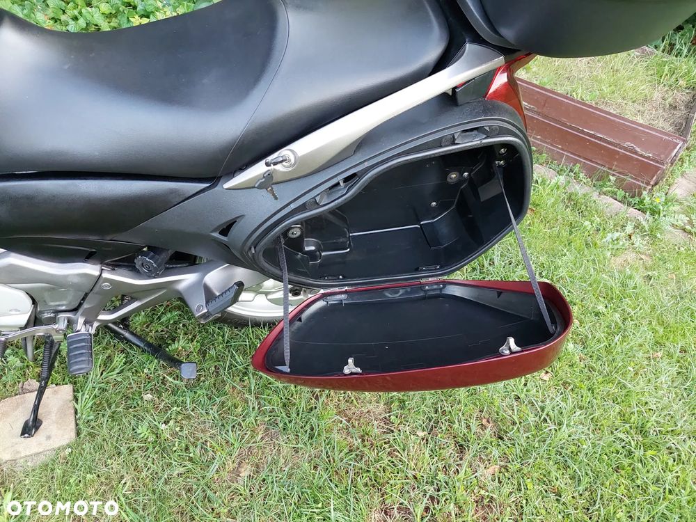 Honda Deauville - 12