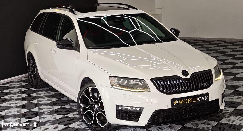 Skoda Octavia 2.0 TDI DSG RS - 11