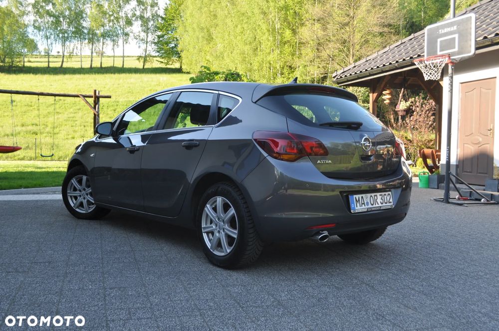 Opel Astra 1.4 Turbo Cosmo - 6