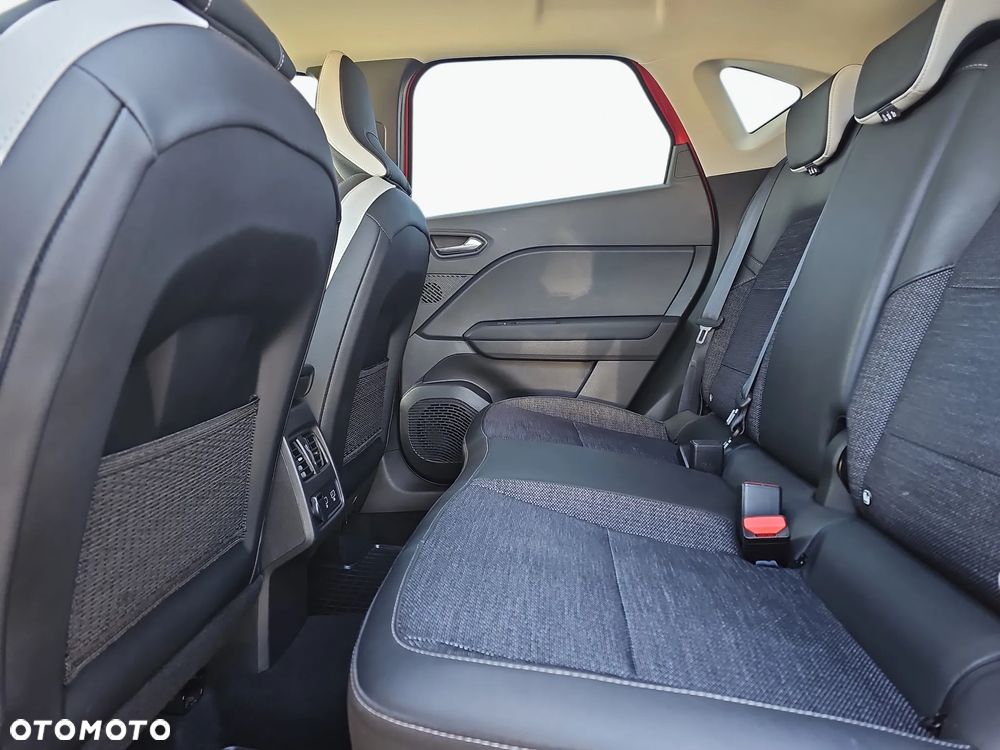 Renault Captur 1.3 TCe mHEV Techno EDC - 12