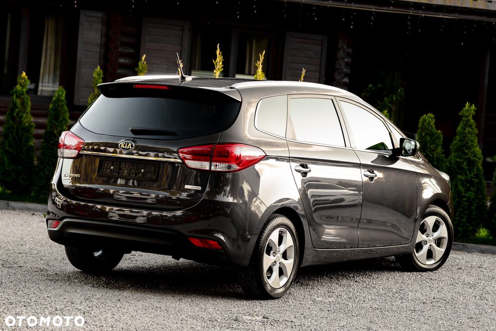 Kia Carens 1.7 CRDi L 7os - 10