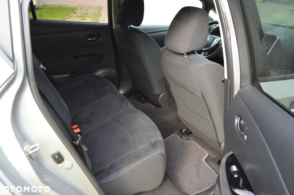 Nissan Leaf 24 kWh (mit Batterie) Visia - 32