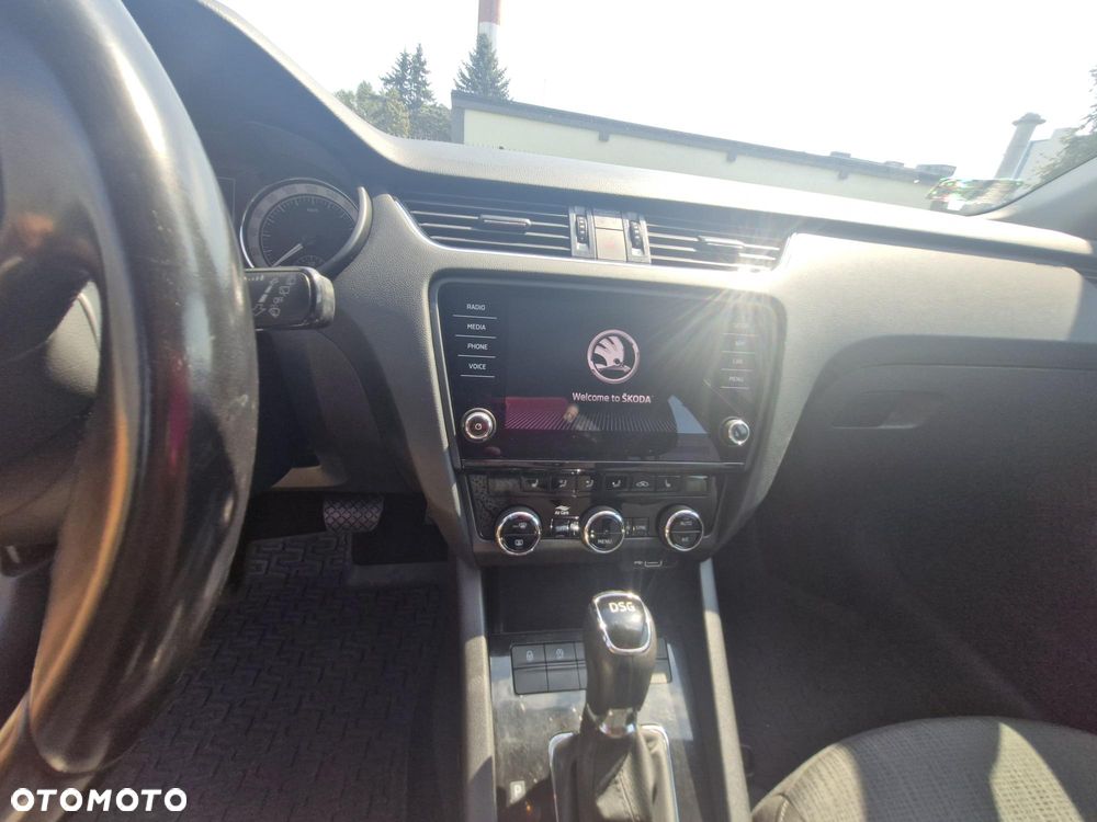 Skoda Octavia 2.0 TDI Style DSG - 9