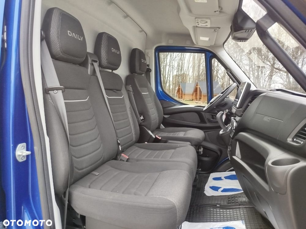 Iveco 35S18 - 23