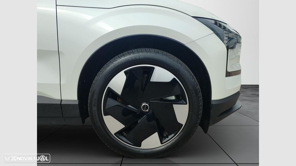Volvo EX30 69 kWh Twin Motor Plus - 10
