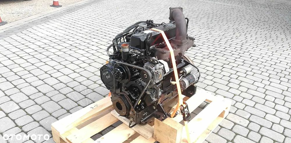 SILNIK YANMAR 4TNE98 51,5 kW 12 600 zł netto - 1