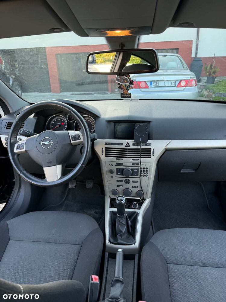Opel Astra 1.8 NAVI - 16