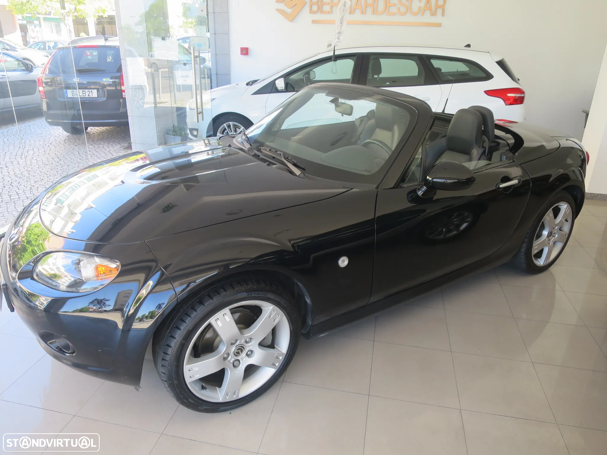 Mazda MX-5 MZR 1.8 Exclusive - 4