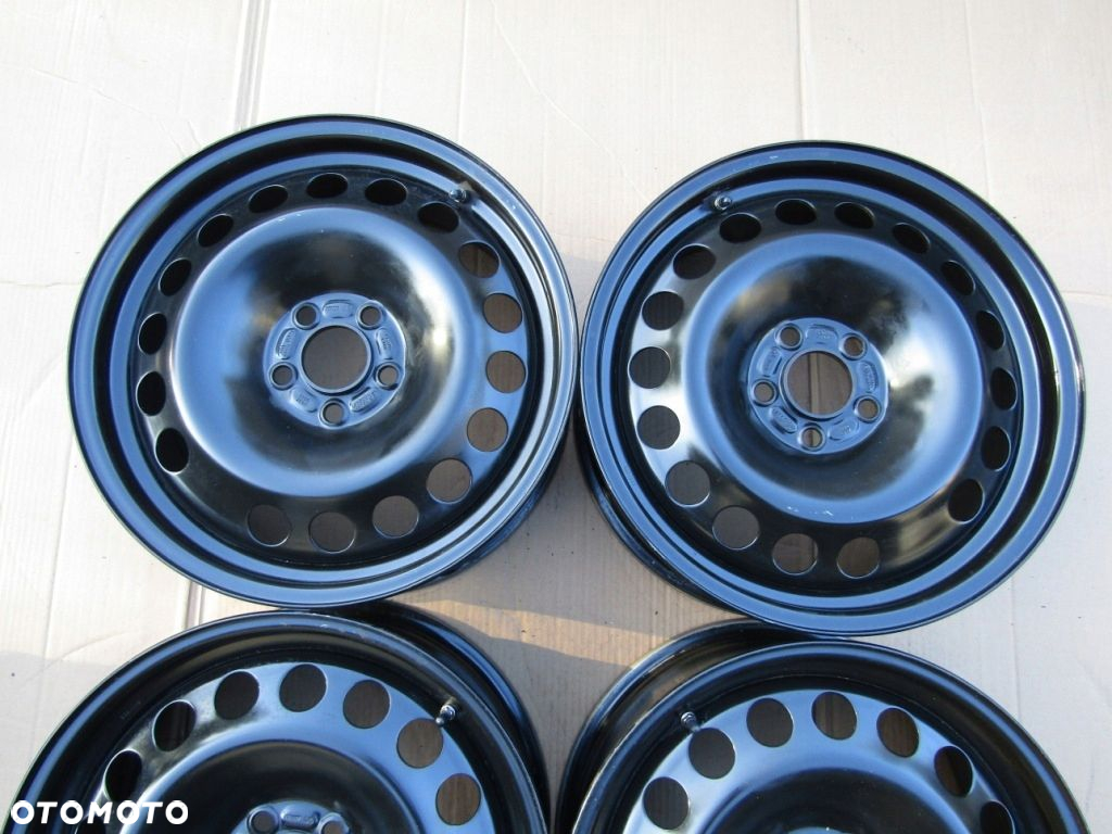 4x Felgi 17 Ford S-MAX Galaxy II Kuga Mondeo Volvo XC30 XC40 XC60 XC70 S80 - 3