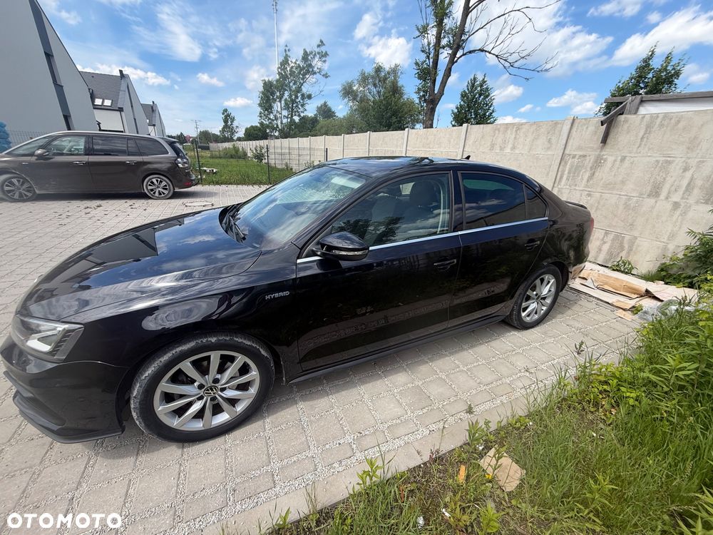 Volkswagen Jetta Hybrid - 12